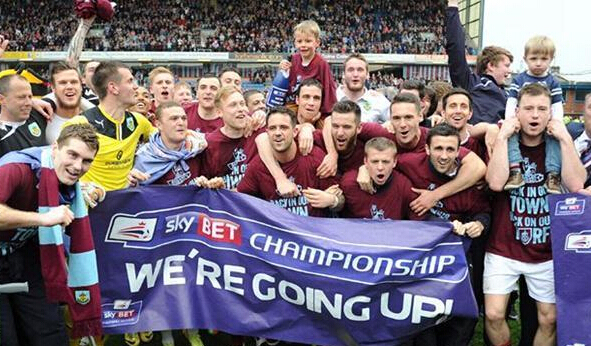 记者：拜仁计划签下17岁厄瓜多尔中卫奥拉亚，并准备将其外租（记者：拜仁拟签下17岁厄瓜多尔中卫奥拉亚，完成加盟后或立即外租）