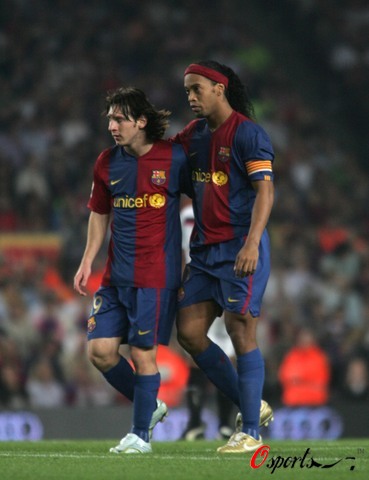 送出助攻，迪马尔科当选国米vs拉齐奥全场最佳球员（迪马尔科献助攻，荣膺国米对拉齐奥全场最佳）