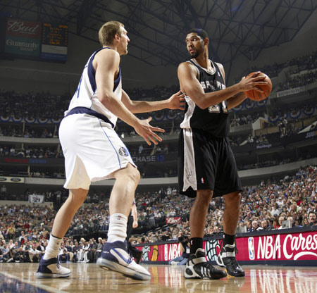 多点开花！尼克斯首发五虎狂砍98分，16分大胜猛龙（火力全开！尼克斯首发五将轰下98分，16分轻取猛龙）