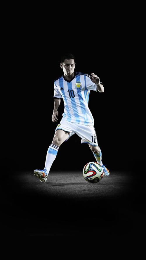 深入一线学习，英超与中国足协启动第三期青训教练培训（英超携手中国足协开启第三期青训教练培训，深入一线实战学习）