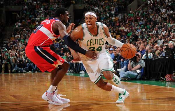 弗兰-加西亚连吃2黄被罚下，阿隆索怒吼：别XXX开玩笑了（弗兰-加西亚两黄变一红遭逐，阿隆索怒吼：别再XXX开玩笑！）