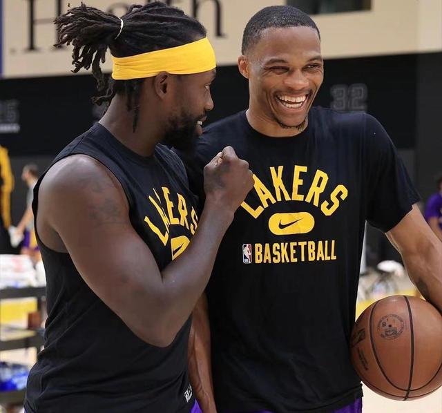 罗马诺：塞梅尼奥冬窗解约金为6500万英镑，伯恩茅斯不愿放人（罗马诺：塞梅尼奥冬窗违约金6500万英镑，伯恩茅斯无意放人）