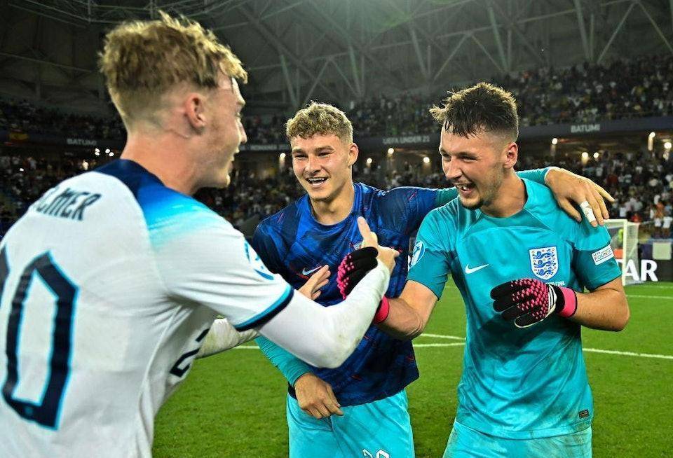 邓弗里斯：老图拉姆是我的偶像；生涯早期我不是最出色的球员（邓弗里斯：老图拉姆是我的榜样，职业起步时期我并不出众）