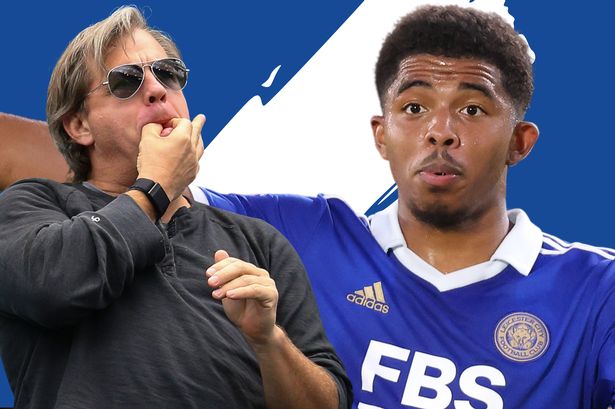 火箭末节三分爆发险胜快船（火箭末节三分雨发威险胜快船）