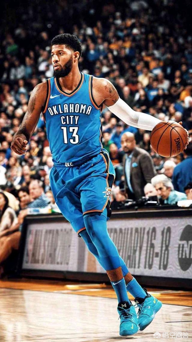 贝克汉姆首夺MLS冠军 14岁小七抹胸抢镜 大布缺席惹争议（贝克汉姆首捧MLS桂冠 小七造型引关注 大布缺席成热议）