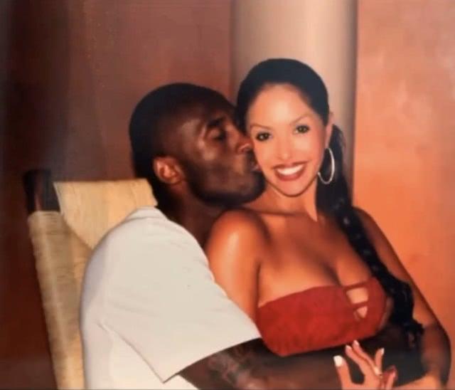 每周老哥热评：德国队两翼萨内齐飞；斯珀特森成惨案开瓶器（老哥周评：德国双翼齐飞萨内高光，斯珀特森成惨案开瓶器）