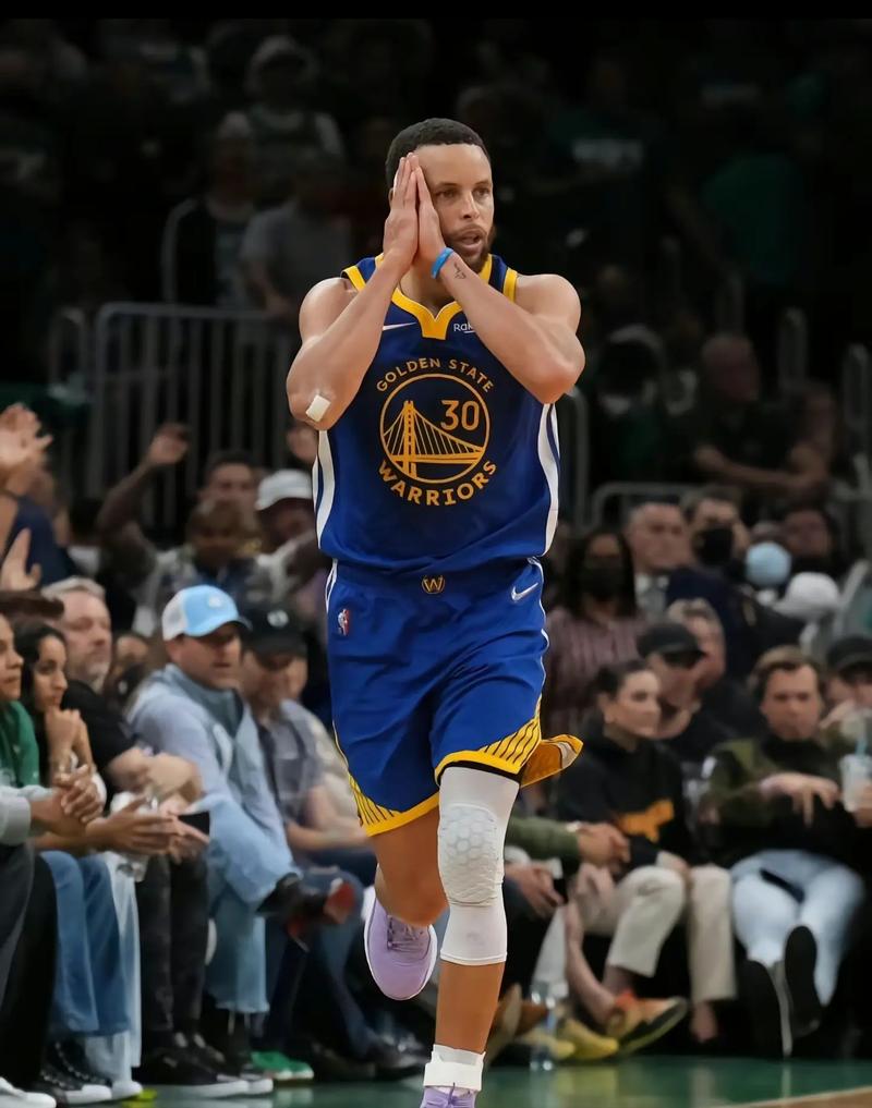 回顾林加德首尔生涯：大英帝星多面人生，32岁仍期待涅槃（林加德首尔岁月回望：昔日英伦新星多面人生，32岁仍盼重生）