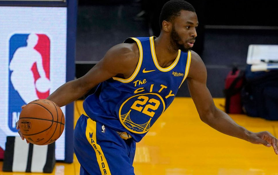 尤尔曼德：药厂目前无法和顶级球队比；阿隆索刚来时情况也这样（尤尔曼德：勒沃库森目前还达不到顶级队水准，阿隆索执教初期同样如此）