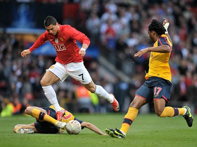 曼晚：卡塞米罗离队传闻不断升温，阿莫林想引入加拉格尔（曼晚：卡塞米罗离队风声愈浓，阿莫林有意引进加拉格尔）