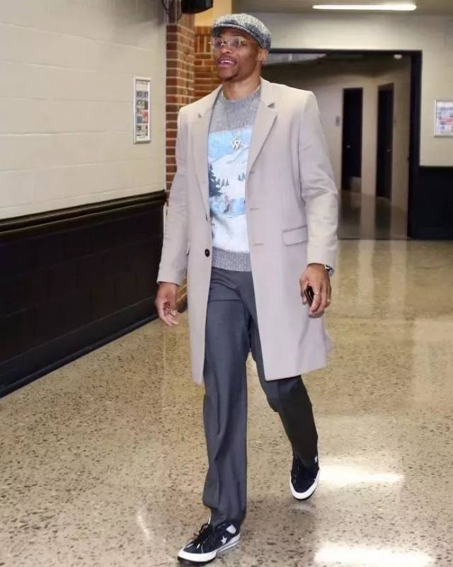 欧冠周最佳球员评选：奥斯梅恩、福登、梅里诺、福布斯（欧冠本周最佳球员候选名单：奥斯梅恩、福登、梅里诺、福布斯）