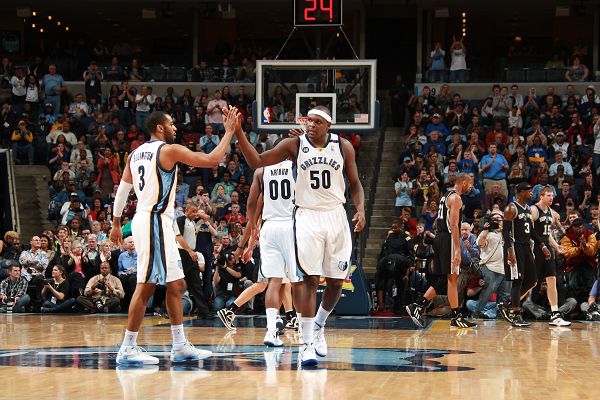 维蒂尼亚是第九位欧冠对英格兰球队戴帽球员，也是葡萄牙首人（维蒂尼亚欧冠面对英格兰球队上演帽子戏法：历史第九人、葡萄牙第一人）