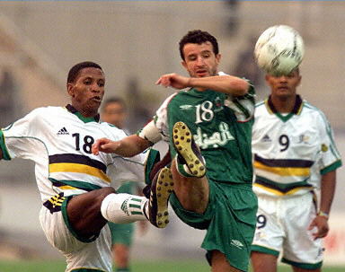 刘越：青训最大特点是示范；退役球员短板是不会经营市场（刘越：青训重在示范，退役球员短板在于市场运营）