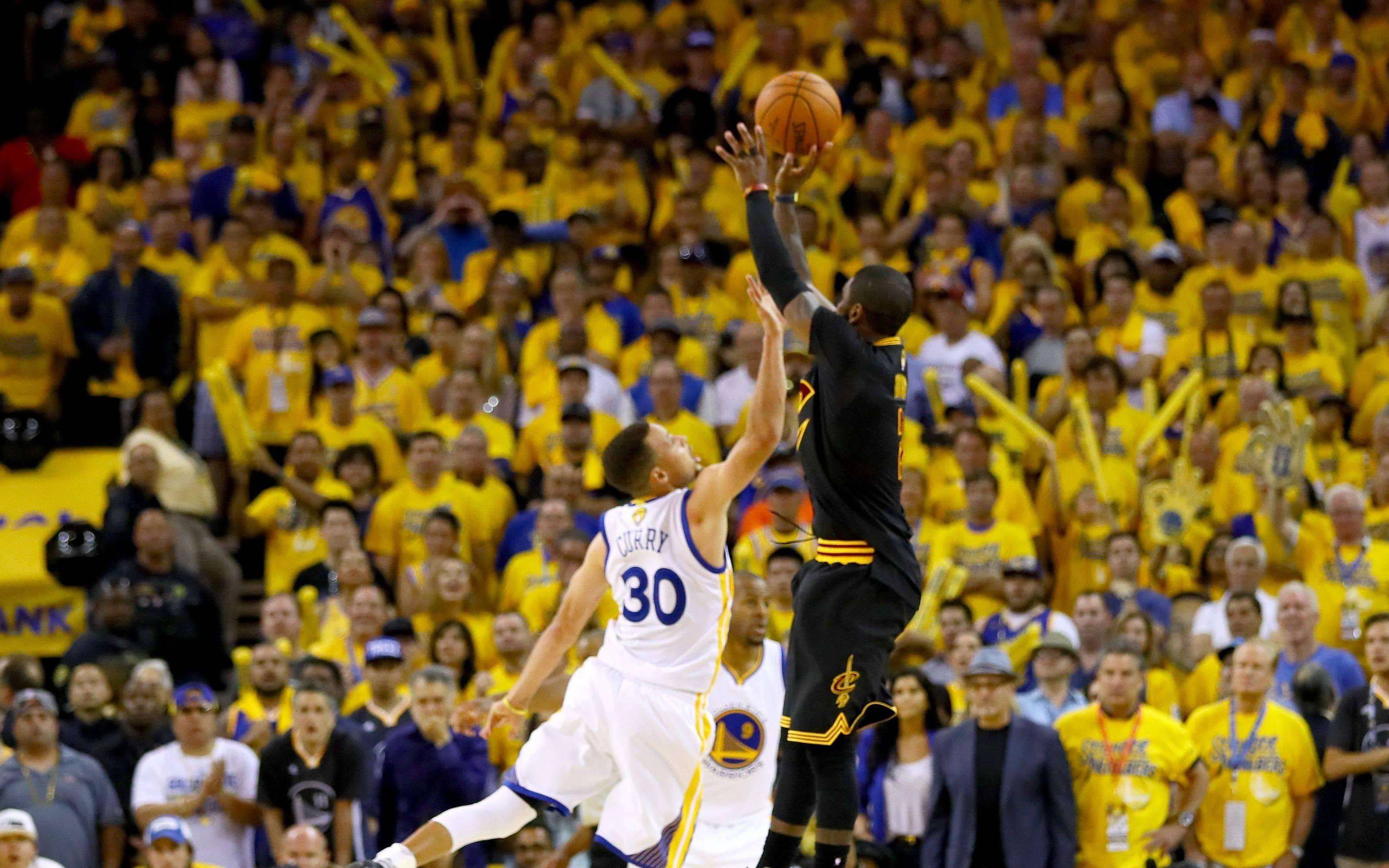 斯基拉：德罗西与热那亚签约至赛季末，若完成保级将自动续约（斯基拉：德罗西与热那亚签至本季末，保级达成将自动续约）